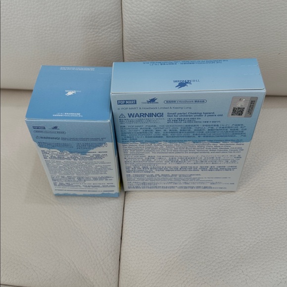 NIB Pop Mart Labubu Pin For Love Q Vinyl Plush & Letter Pendant Keychain - Picture 9 of 12